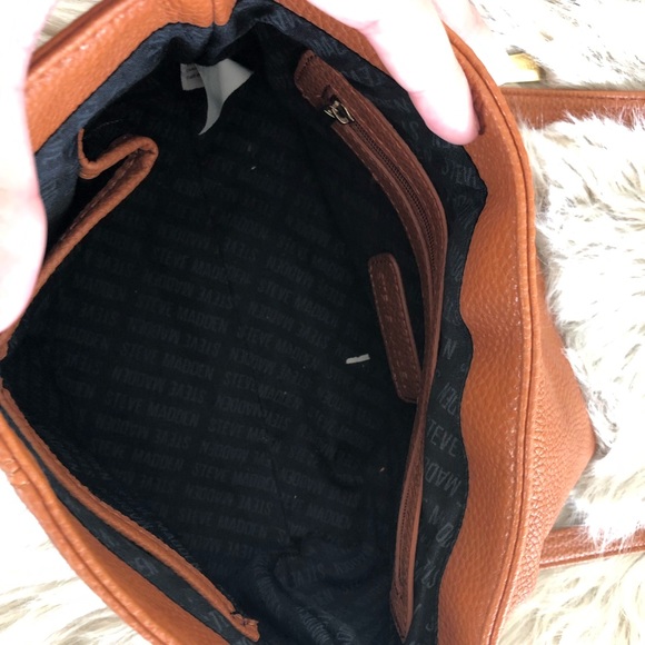 Steve Madden Tan Crossbody bag - Picture 3 of 5